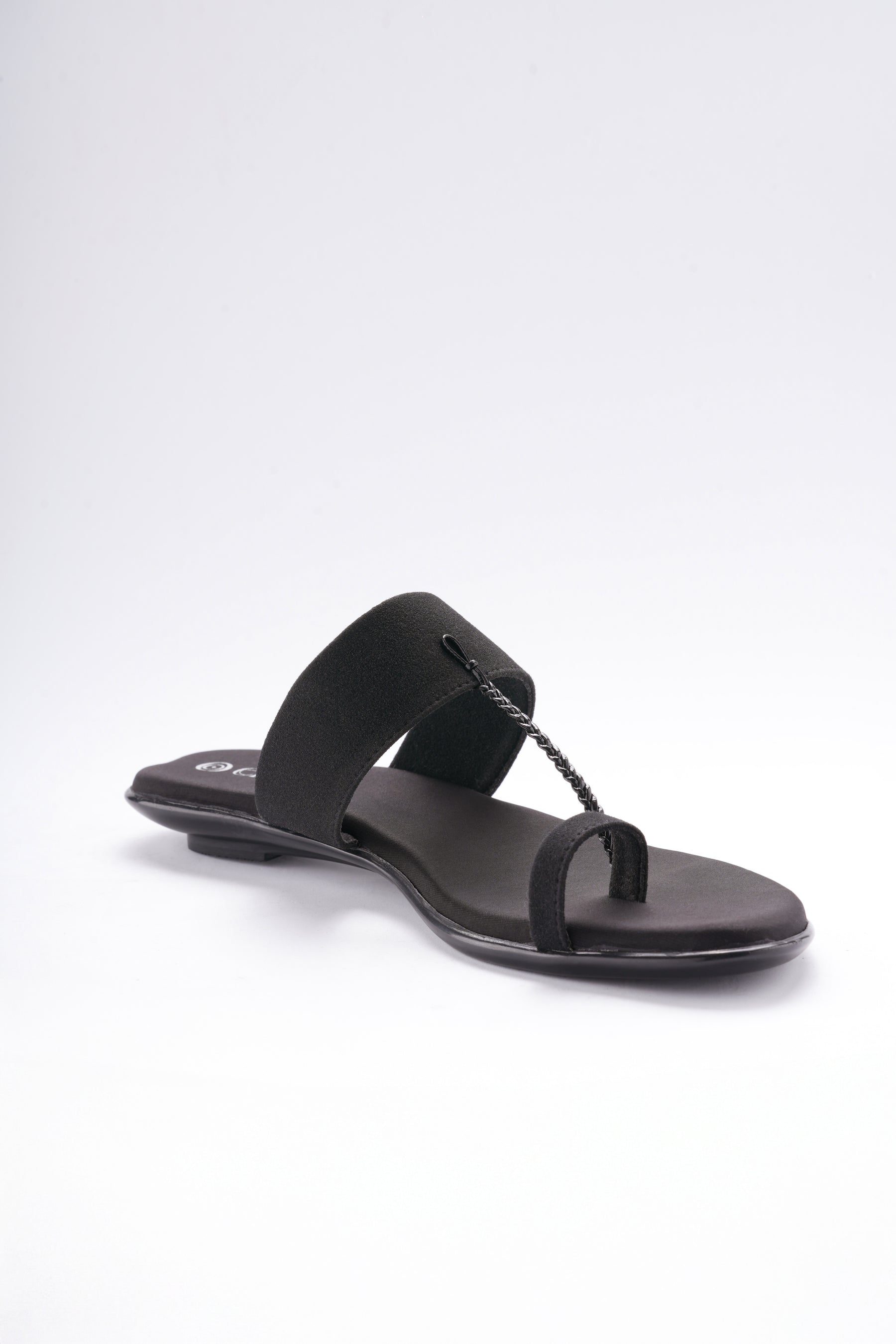 Riva Kolhapuri Flats - Black
