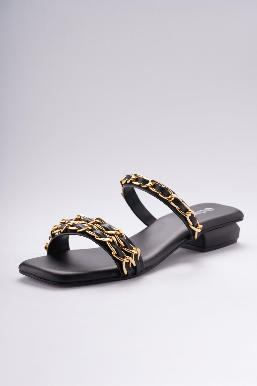 Aurelia chain heels