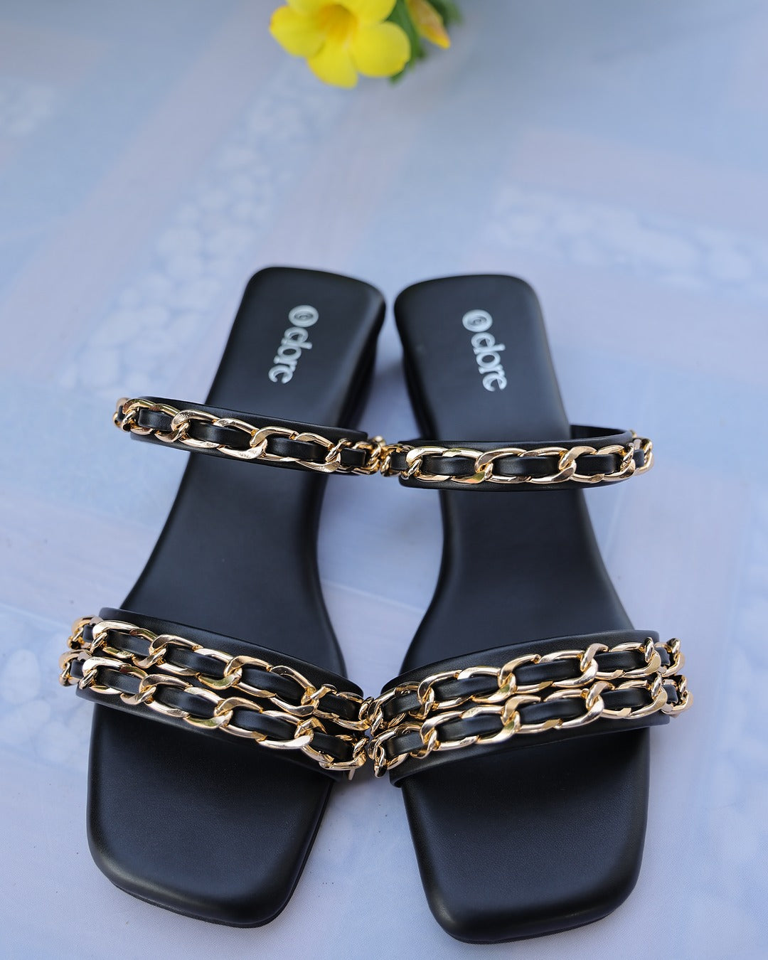 Aurelia chain heels