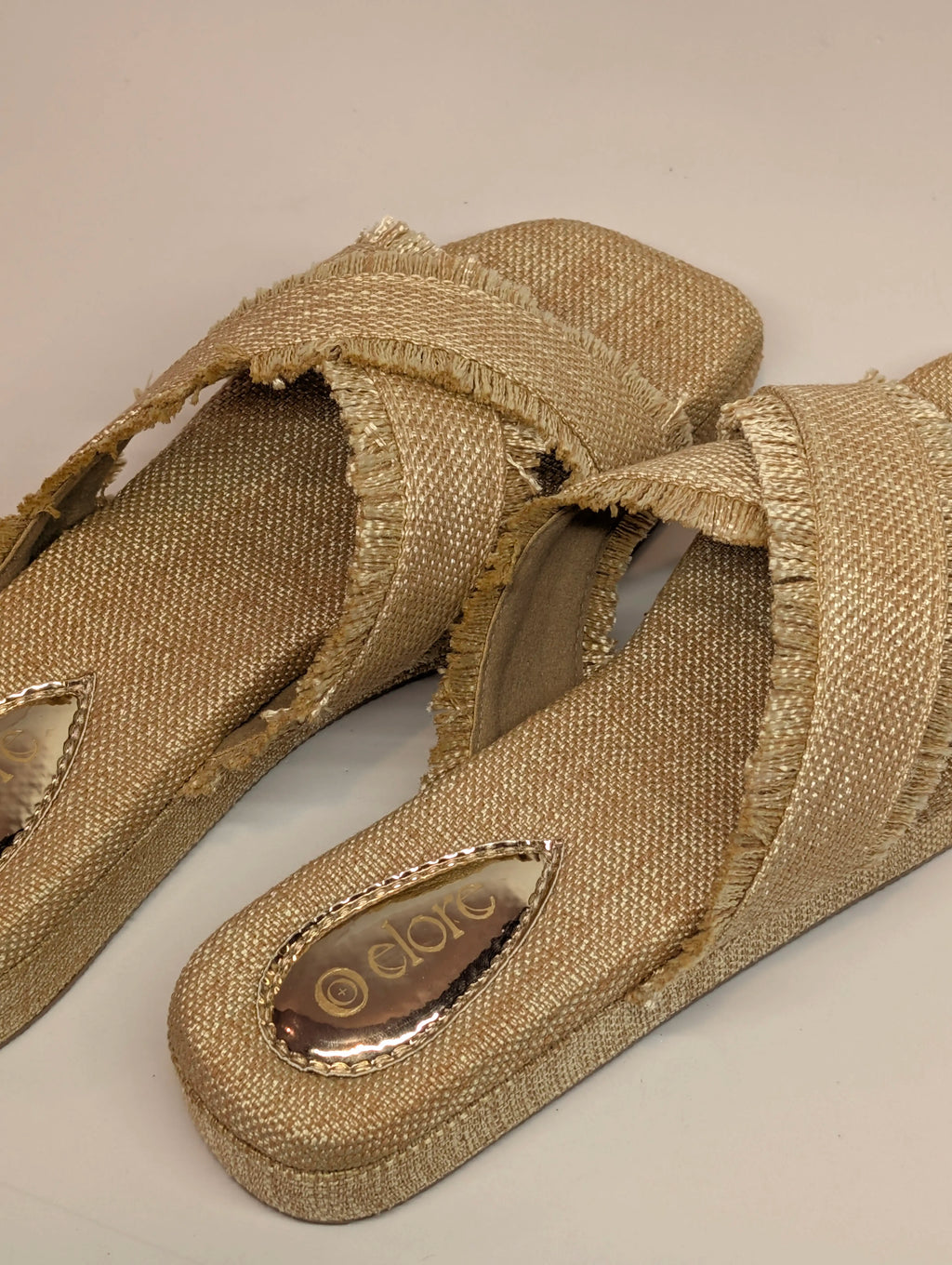 Sahara Dune platforms