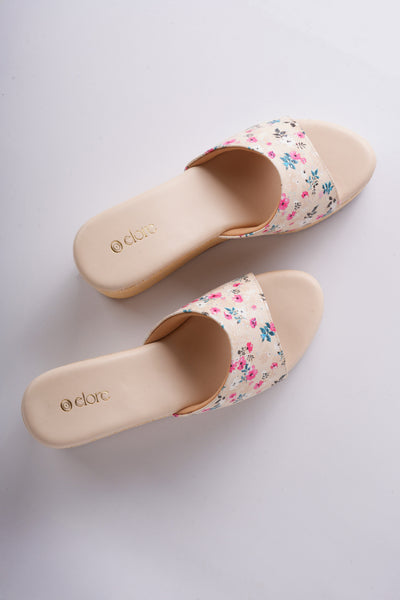 Bloombeige Wedges - Ivory Cream